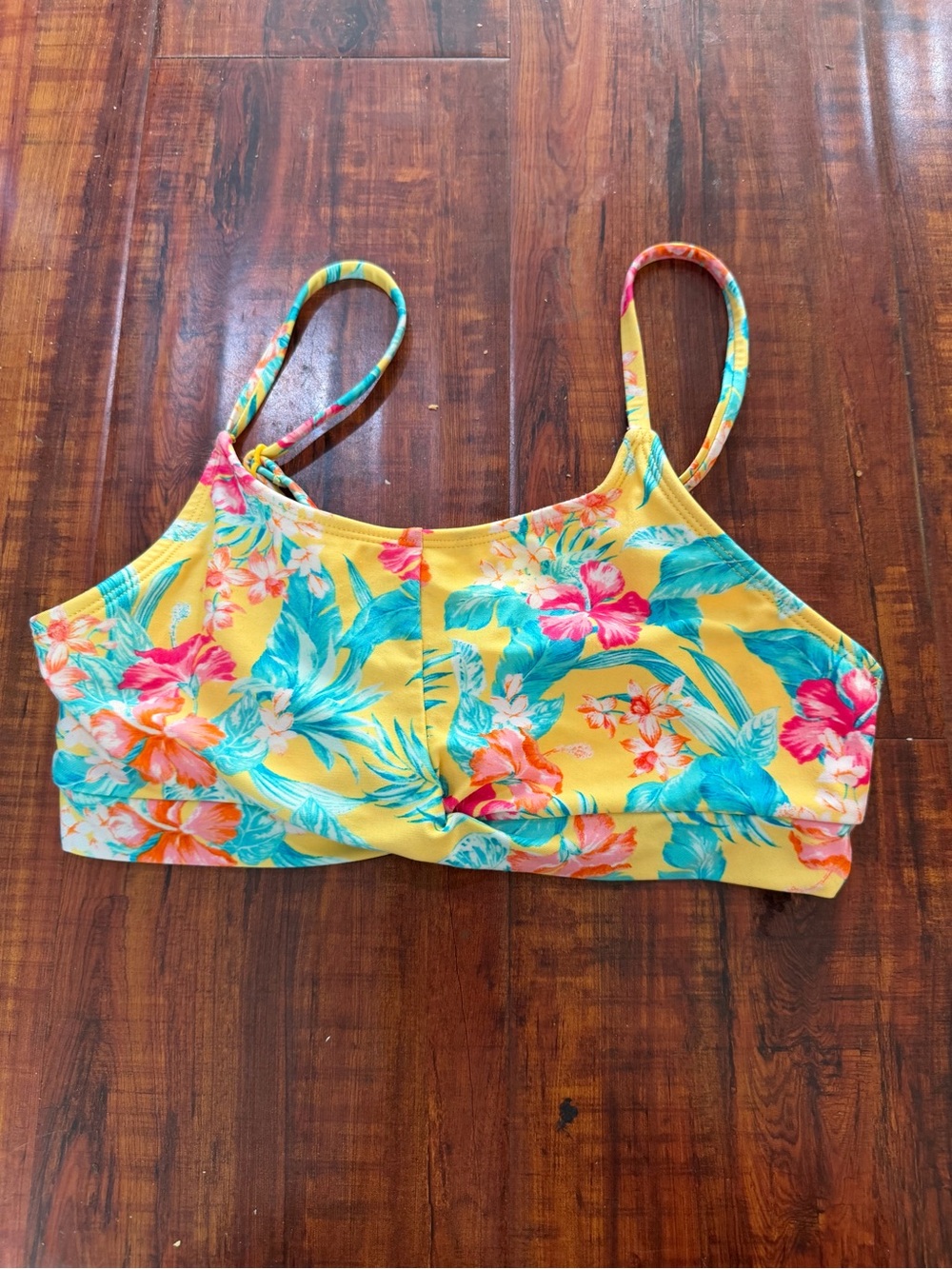 art class Yellow Floral-Trim Swim Top